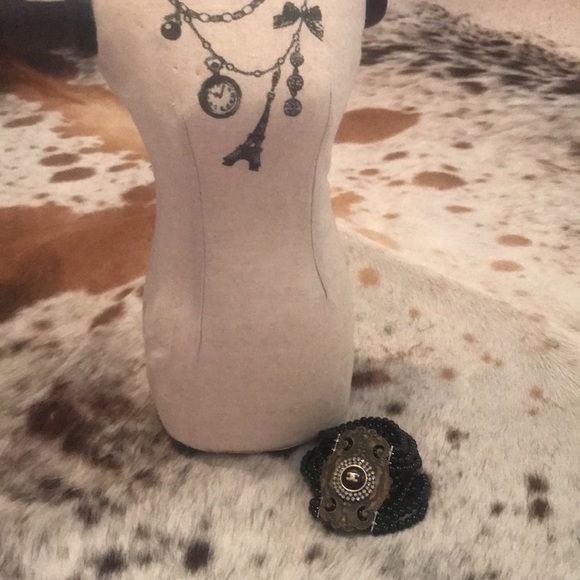 Chanel bracelet authentic Chanel button 🖤🤍🖤 - Picture 5 of 5